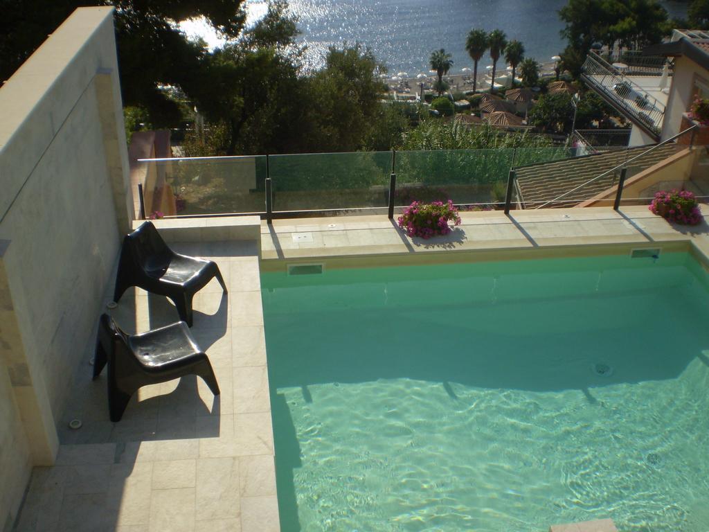 Сasa de vacaciones 202 Luxury Pool Isola Bella *